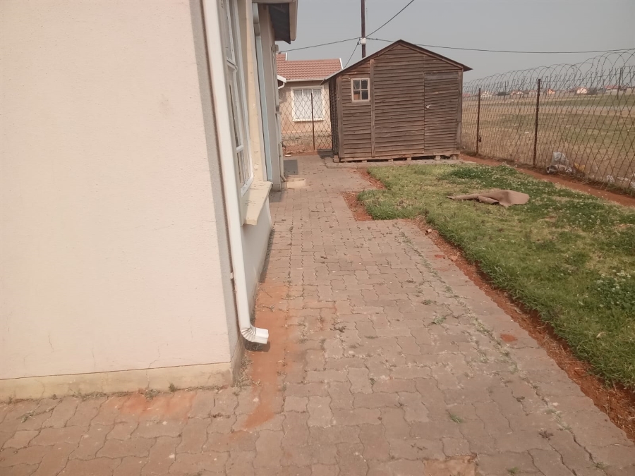 3 Bedroom Property for Sale in Zamdela Free State